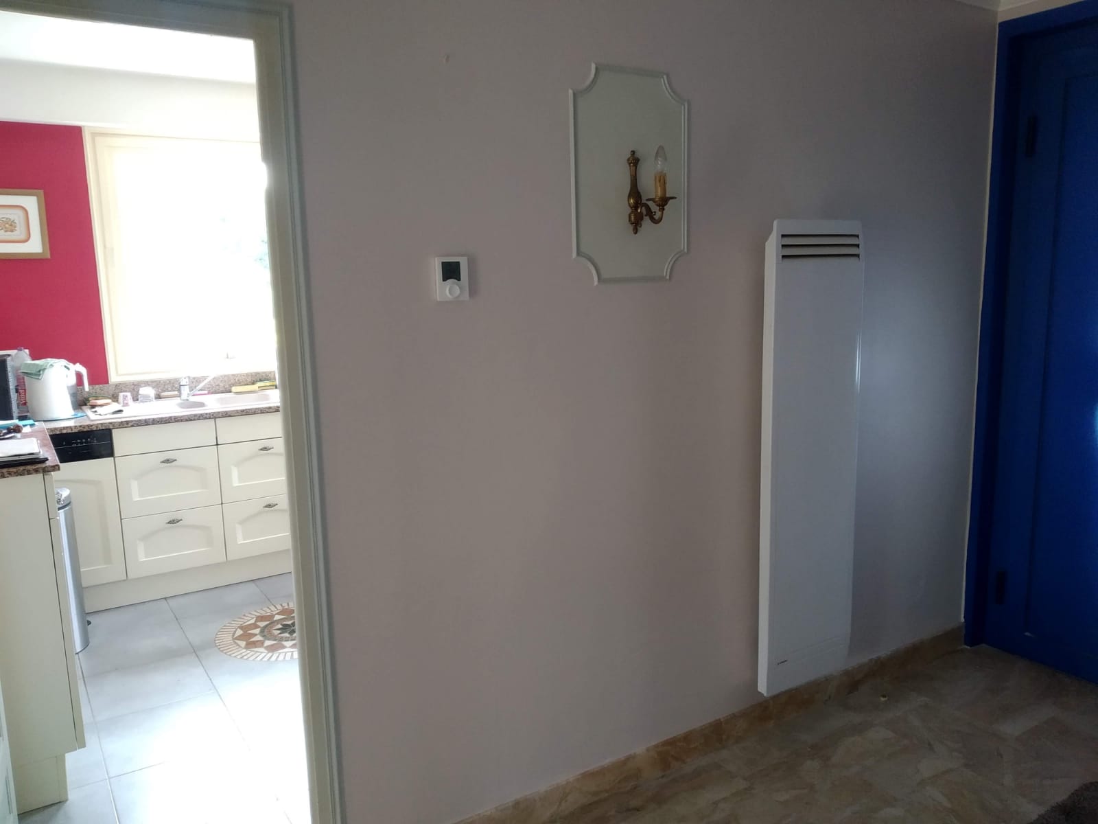 Détapissage et peinture mur intérieur - après