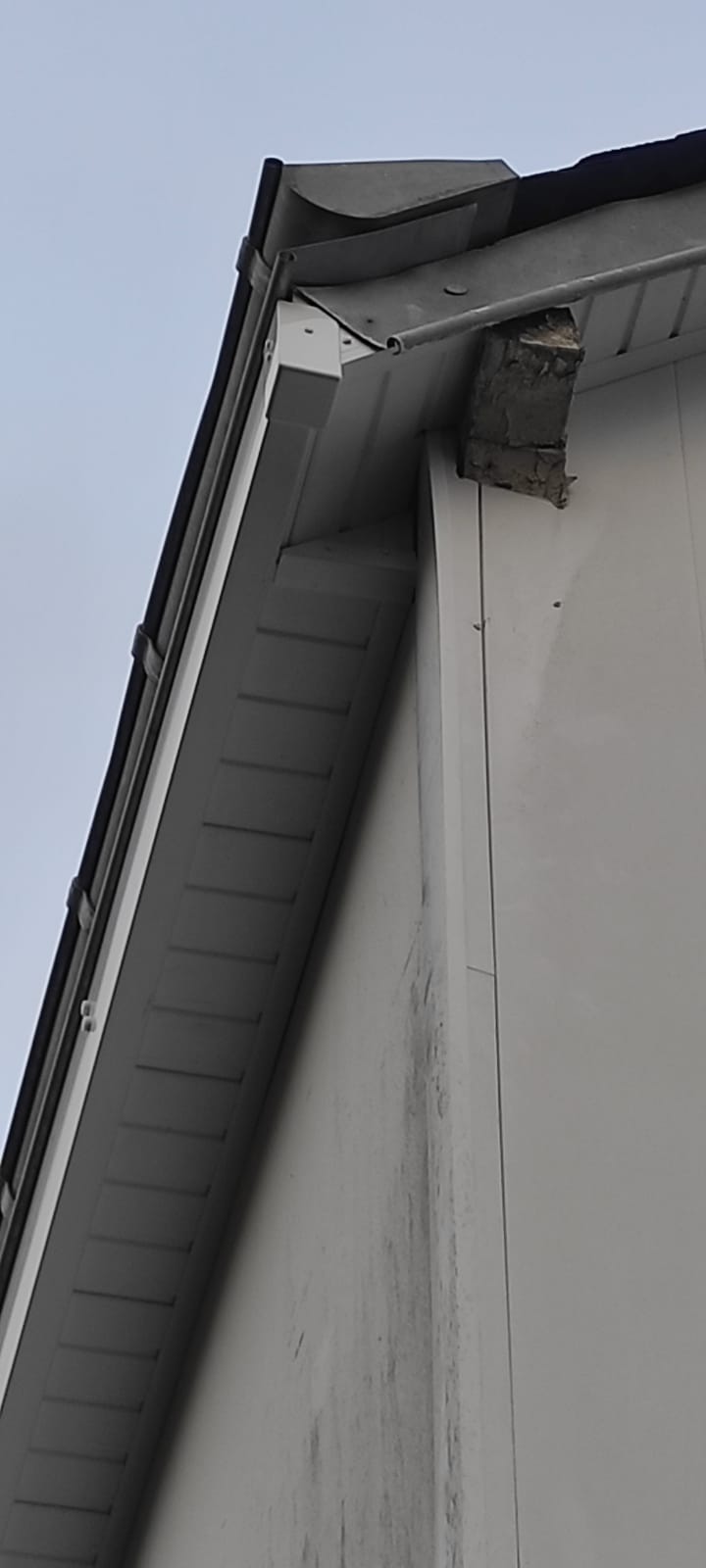 Pose de PVC sur planche de rive et sous-face - après