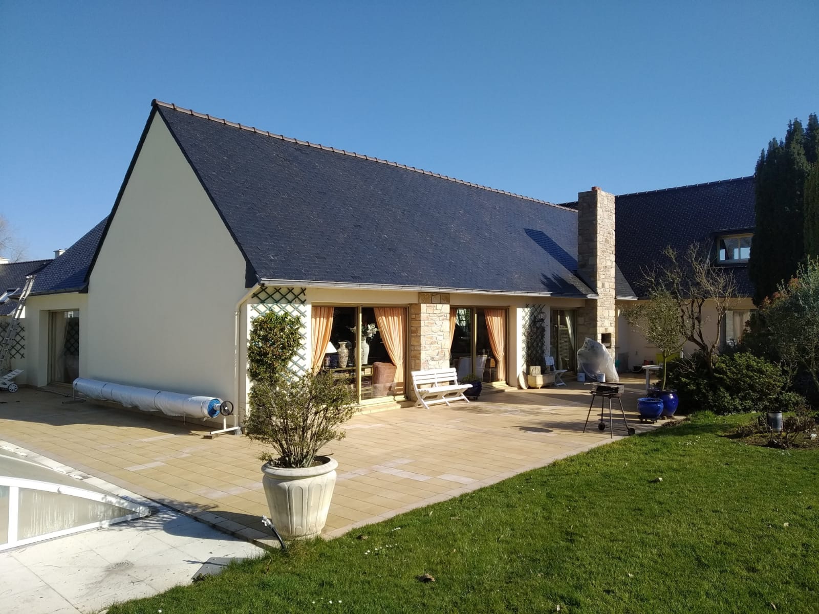 Traitement de nettoyage de toiture - après